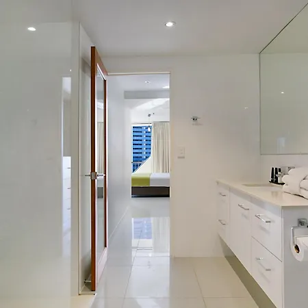 Paradise Centre Apartments Managed By Gchs Gold Coast Exterior photo